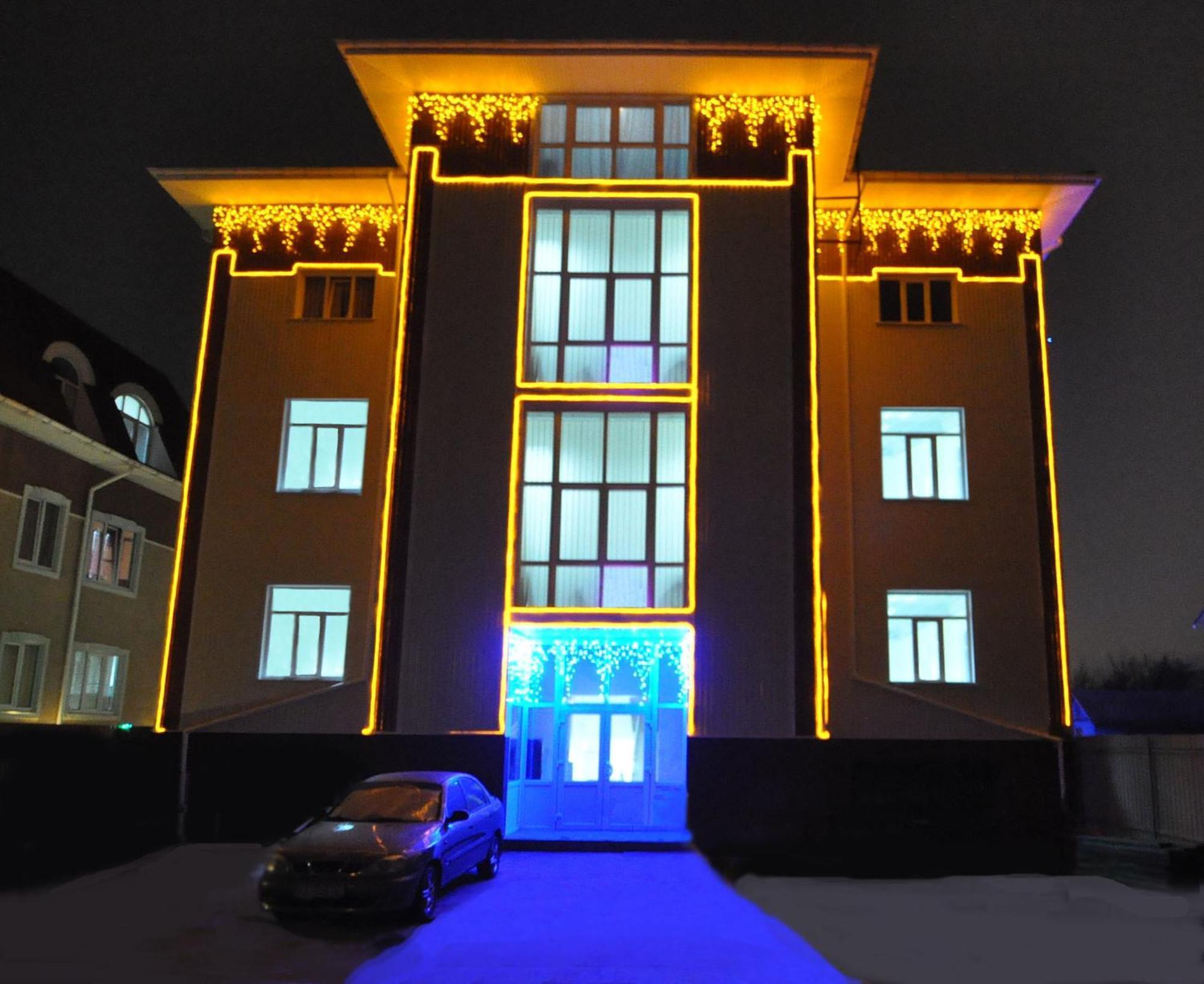 Voskhod Hotel Sofiivska Borshchahivka Exterior foto